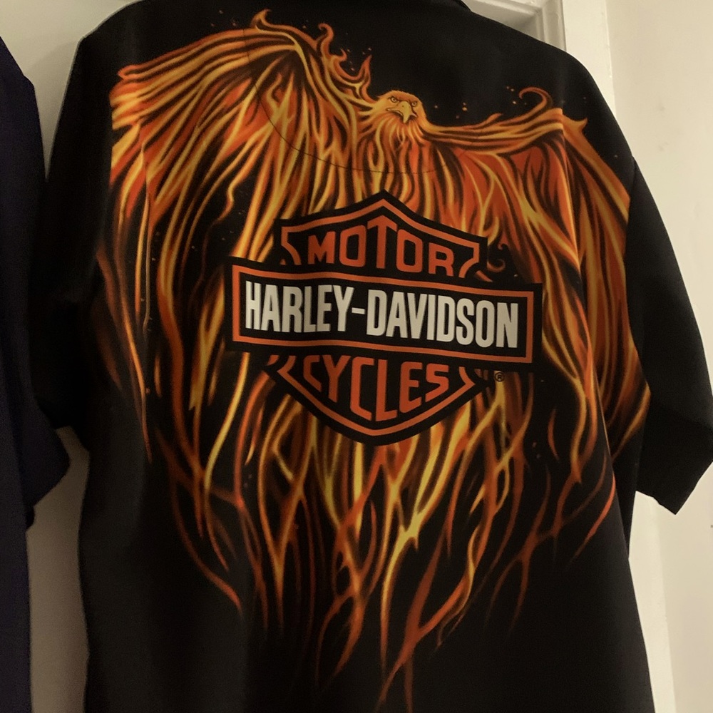 Lot of 2- men’s short sleeve Harley Davidson inspired shirts.